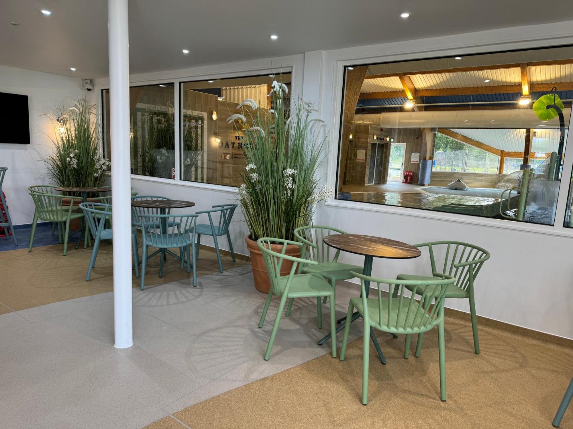 Paws Lodge, Hot Tub, Pet Friendly เซาธ์เซอร์นีย์ ภายนอก รูปภาพ